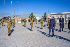 Il ministro della Difesa in Afghanistan