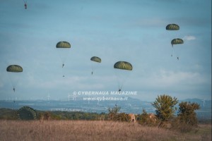 183° paracadutisti ‘’Nembo’’ della Folgore in addestramento